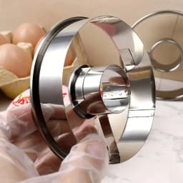 Stainless Steel Donut Mold Cake Decorating Baking Tools Desserts Bread Cutter Maker Simplicity Household Baking Supplies