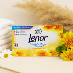 Lenor Tumble Dryer Sheets Summer Breeze 34Sheets, Softness and Freshness for Clothes, Towels and Bedding