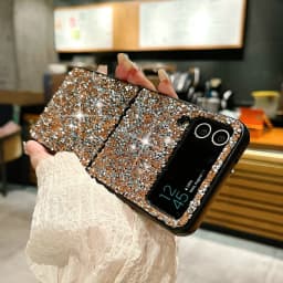 Luxury Sparkling Diamond Rhinestones Phone Case For Samsung Galaxy Z Flip 6 5 4 3 5G Ultra Thin Shockproof Protection Soft Cover