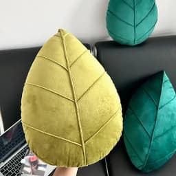 1pcs Christmas Decorations Leaf Shaped Pillows Nordic Style Minimalist Living Room Sofas Headboard Cushions New Year's Gifts