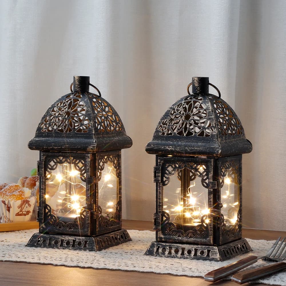 Vintage Metal Candle Holder Battery Operated Lantern Retro Hanging Lantern Table Lamp Light with LED Fairy Lights for Home Decor