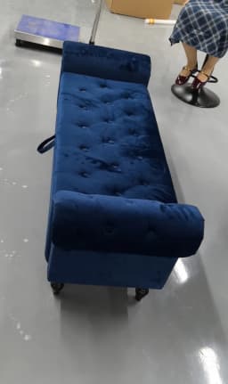 Velvet Storage Bench Upholstered Tufted Ottoman Bench w/ Arms Large Storage Space End of Bed Bench for Bedroom Living Room
