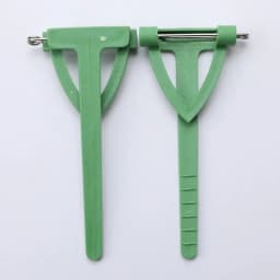 Emerald Green Triangle Brooch Pin Craft 50pcs DIY Flower Corsage Making Accessories for Wedding and Engagement Party