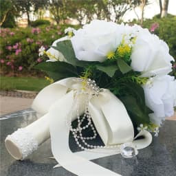 Holding Flowers Artificial Natural Rose Wedding Bouquet With Silk Satin Ribbon White Champagne Bride Bouquet Wedding Supplies