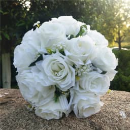 Holding Flowers Artificial Natural Rose Wedding Bouquet With Silk Satin Ribbon White Champagne Bride Bouquet Wedding Supplies