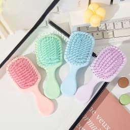 1pcs Mini Portable Massage Cute Cartoon Air Cushion Anti Screw Hair Brush Comb Hair Styling Tool Special for Real Hair Wigs