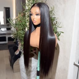 Straight Soft Hair 13X4X1 Lace Front Synthetic Wig For Women Natural Hairline Baby Hair Preplucked Bleach Knots Cosplay Glueless
