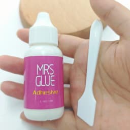 38ml Lace Wig Glue Waterproof Adhesive with Water-Based Formula Mild and Non-Irritating Quick-Drying Firmly Secures Wigs Lace