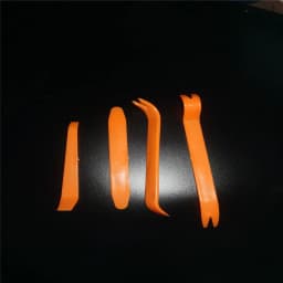 New 4pcs Auto Car Radio Panel Door Clip Trim Dash For Volkswagen VW POLO cc Tiguan Passat B5 B6 B7 Golf MK6 Jetta MK5 MK6