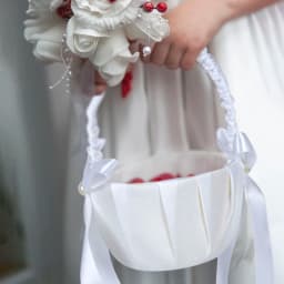 20 CM White Flower Girls Basket Silk Wedding Basket for Flower Bride/Kids Hand Held Wedding Ceremony Party Decorations