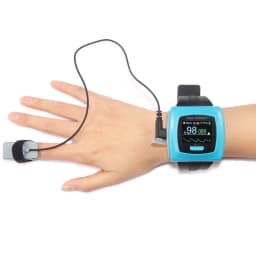 CONTEC CMS50F Wrist Pulse Oximeter CE Certified Wireless Digital Finger SpO2 Monitor With Alarm For Sleep Overnight Tracking