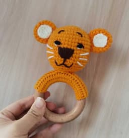 Baby Rattles DIY Crochet Cartoon Lion Fox Doll Hand Bell Carved Wooden Ring Teething Toys Newborn Molar Teether Educational Toy