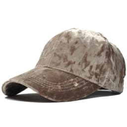 New Gold Velvet Baseball Cap Unisex Autumn and Winter Fashion Casual Curved Brim Hat Hip-hop Cap Bob