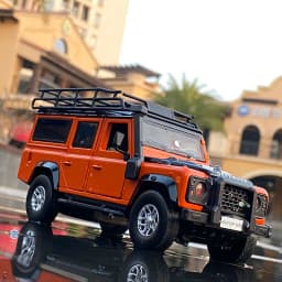 1:32 Range Rover Defender Alloy Car Model Diecast & Toy Metal Off-Road Vehicles Car Model Simulation Sound Light Childrens Gifts
