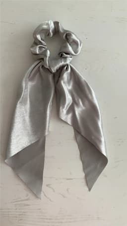 Shiny Silk Long Ribbon Scrunchies Elastic Hair Bands Women Girls Bow Knot Scraf Ponytail Holder Hair Ties Hair Accessories