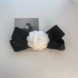 Women Elegant Camellia Hair Clips Wedding Accessories Hairpins Chic France Handmade White Flower Hair Tie Bow Knot Tie Barrette
