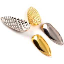1Pc Spoon Fishing Lure Artificial Bait 7-20g Wobler Fishing Pike Trout Bass Catfish Treble Hook Metal Sequin Lure Fishing Tackle