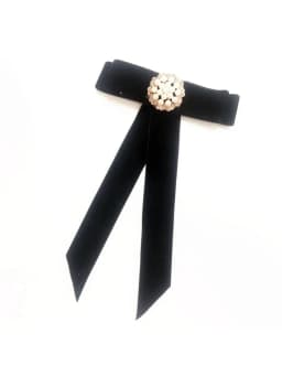 Vintage Bow Tie Velvet Ladies Head Diamond Ribbon Tassel Brooch Chic Girls Elegant Jewelry Collar Pin Girl Cravat Gift for Men