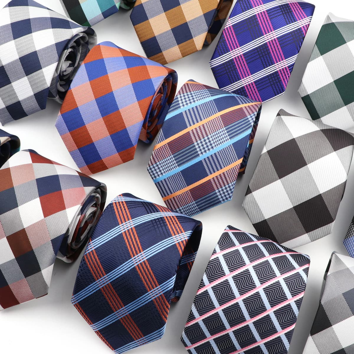 New Men's Classic Plaid Tie Luxury Stripe 8cm Jacquard Necktie All-Match Cravat For Business Wedding Party Daily Wear Accessory