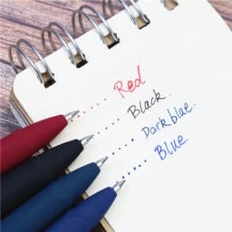 High-quality school business writing gel pen Comfortable holding pen and large-capacity refill ink is more durable