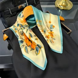 100% Silk 2024 Autumn Female Fashion Scarves New Dustproof Kerchief Popular Sunscreen Square Towel Luxury Leopard Print Shawl