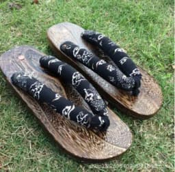 Man Women Slippers Japanese Geta Flip Flops Cos Demon Slayer Wood Thick Sole Coplay Shoes Slippers Japanese Clogs Sandals