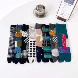 Women Colorful Jacquard Two-Toed Socks Combed Cotton Soft Breathable Split Toe Socks Funny Chic Plants Leopard Striped Tabi Sock