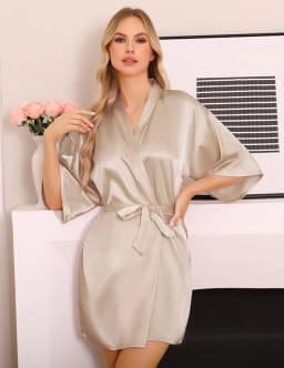 Satin Robe Female Intimate Lingerie Sleepwear Silky Bridal Wedding Gift Casual Kimono Bathrobe Gown Nightgown Sexy Nightwear