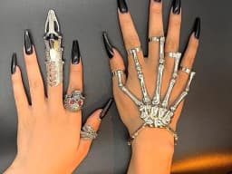 Skeleton Hand Bracelet Halloween Jewelry Decoration Skull Skeleton Hands with Snake Full Finger Rings for Women Men Punk