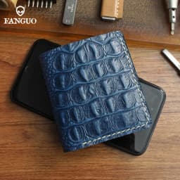 Men Short Leather Wallet Handmade Genuine Leather Card Holder Wallets For Male With Crocodile Pattern Unique Retro Design Purse