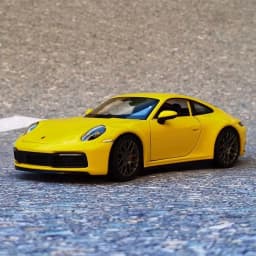 Welly 1:24 Porsche 911 Carrera 4S Coupe Alloy Sports Car Model Diecasts Metal Toy Vehicles Car Model Simulation Childrens Gifts