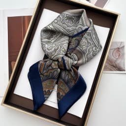 Luxury Women's Vintage Versatile Thin Satin Scarf Floral Print Hairband Spring Small Square Scarf for Tying Hair And Bags