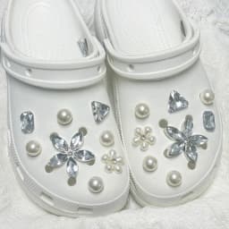 16PCS Floral Pearl Shoe Charms for Garden Shoes Decorations Set Women Elegant Accessories Wedding Beach Party DIY Slipper Decor