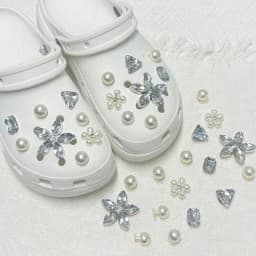 16PCS Floral Pearl Shoe Charms for Garden Shoes Decorations Set Women Elegant Accessories Wedding Beach Party DIY Slipper Decor