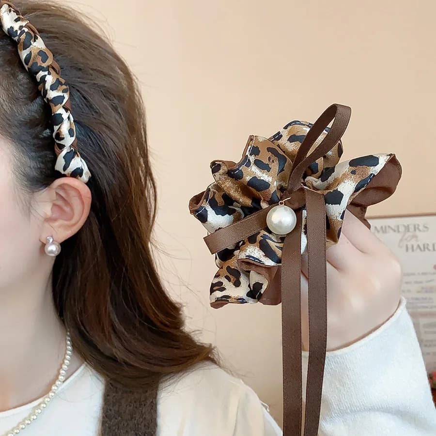 Vintage Leopard Print Headband for Women Girl Personality Fabric Wrap Hairband Creative Versatile Hair Accessories Daily Wear W