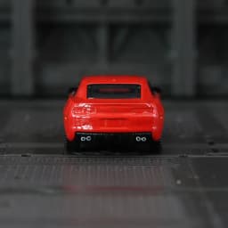 CCA 1:64 Chevrolet Camaro Alloy Sports Car Model Car Children's Toy Birthday Gift rich details, fine workmanship