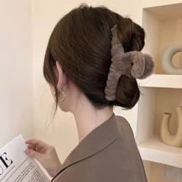 New 14cm Elegant Plush Hair Clip Claw Korean Fashion Extra Large Imitation Rabbit Plush Grab Cawl Clips Girl Hair Accessories