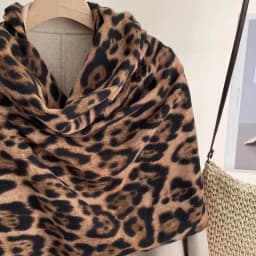 2025 New Retro Silk Leopard Pattern Scarf Lightweight Soft Warm Scarf Fashion Accessory for Women Men Vintage Style Winter Wear