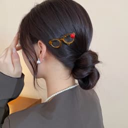 Apple Glasses Hair Clip for Women Girl Cute Side Duckbill Clip Hairpins New Fashion Versatile Hair Accessories Gift Christmas M