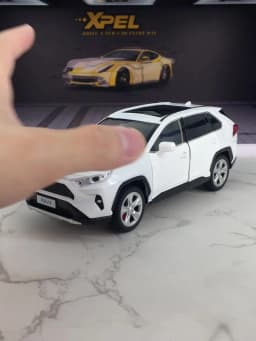 1:24 Toyota RAV4 alloy car model doors and engine hood, trunk can be opened suitable for collection and can be given as a gift