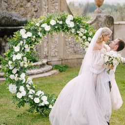1/2PCS Silk Artificial Rose Vine Hanging Flowers Wall Festival Rattan Fake Plant Leaves Garland Romantic Wedding Home Decoration