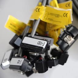 Air Pneumatic Cylinder Magnetic Reed Switch Sensor CS1-J CS1-G CS1-M CS1-U CS1-F Proximity Switch D-A93 D-Z73 D-A73 D-C73