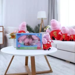 Hot Sale Peppa Pig Plush Toys George Pig Daddy Pig Mom George Dinosaur Family Pig Soft Plush Toys Kid's Gifts Can Be Sent Away