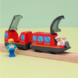 Battery Operated Locomotive Train Set Powerful Engine Bullet Electric Train Car Toys Fit for Biro Wooden Railway Track Kids Gift