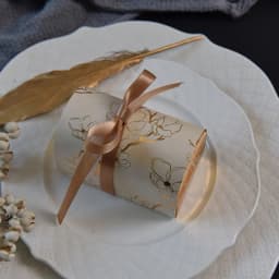 Creative Ferrero Boxes Wedding Favors and Gifts Box Baby Shower Paper Candy Box Wedding Decoration Sweet Gifts Bags Supplies