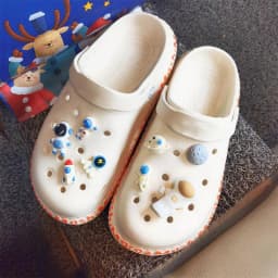 Spaceman Series Hole Shoe Charms Decoration Creative Flying Saucer Space Planet Shoe Buckle DIY Hole 3D Accessories