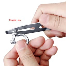 Marine RV Accessorie 316 Stainless Steel Boat Deck Key Shackle Key Multi-functional Bottle Opener Screw Driver Emergency Toolkit