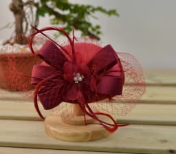 Satin Fascinator Hat With Veil, Bridal Rhiunstone Beaded Hat Fashion Hat for Women Ladies