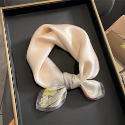 2025 Fashion 100% Real Silk Scarf 53cm Square Bandelet Women's Silk Temperament Small Scarf Neck Decorative Wrap Printed Scarves