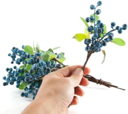 5 Pack 25CM Plastic Artificial Flowers California Berries Blueberry Fruit Fake Silk Flowers Home Decorative Party Wedding Blue